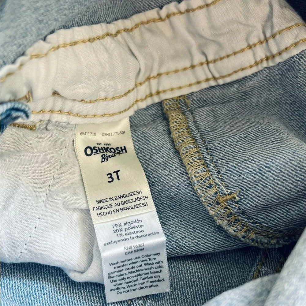 OshKosh B'gosh Blue Short Overalls with Butterfly Embroidery | Girls 3T - Picture 2 of 5